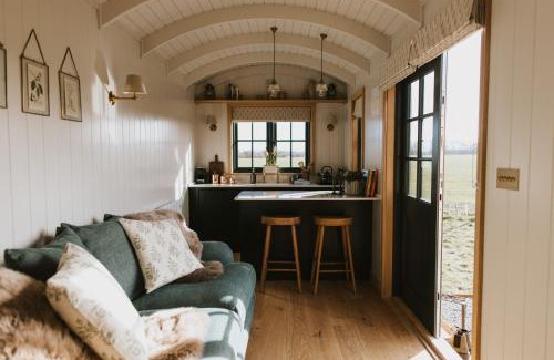Aubourn House | The Wild Cherry Hideaway