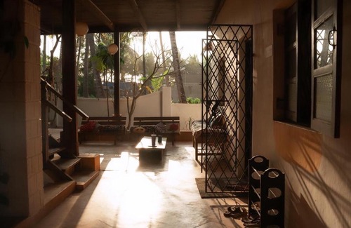 Anjuna House | The Wild Flower!