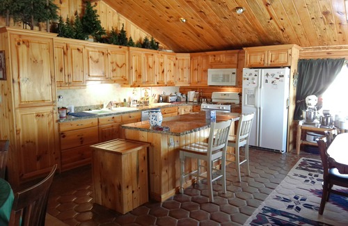 Pinedale House | The Wild Rose-a fantastic Wyoming experience!