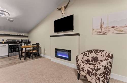Blackfoot Apartment | The Wild West Getaway-Blackfoot