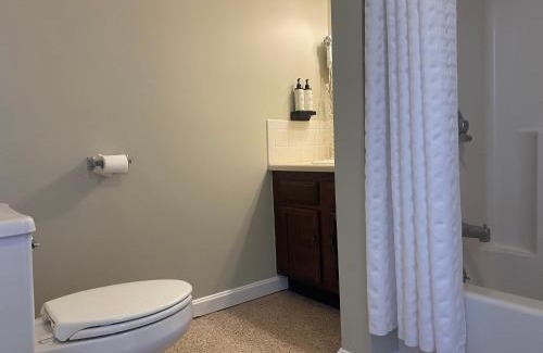 Lyndon Hotel | The Wildflower Inn