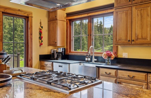 Porcupine Park House | The Wildwood Lodge - Big Sky