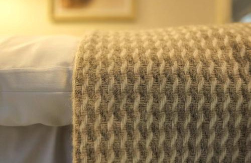 Bradley Stoke Apartment | The Willow - Studio 28