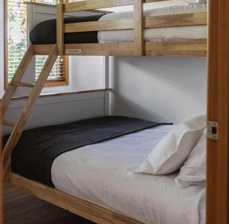 Ocean Grove House | The Willows Coastal Retreat in Old Ocean Grove