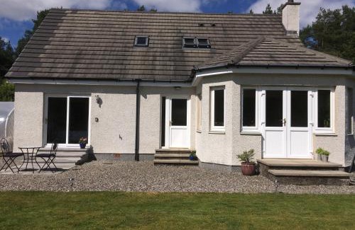 Dalcherichart Bed & Breakfast | The Willows