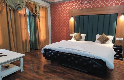 Haridwar House | The Willows