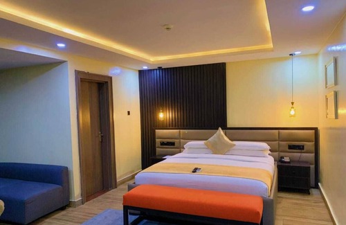 Ibadan Hotel | The Willows Nest Hotel Ibadan