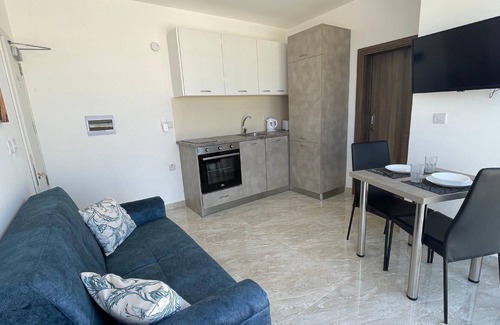 Victoria Apartment | The Willows Penthouse 10B