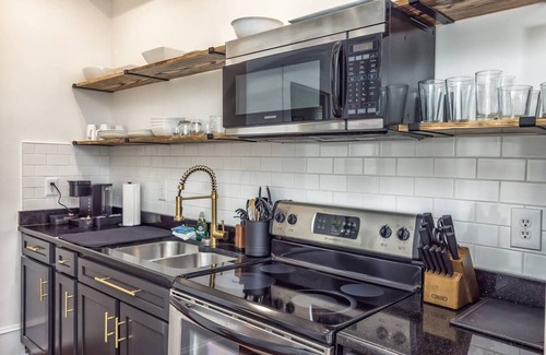 Riverwalk Condo | The Wilmingtonian on Front