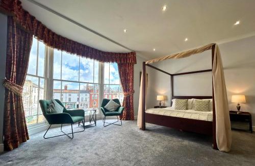 Alford Hotel | The Windmill Hotel