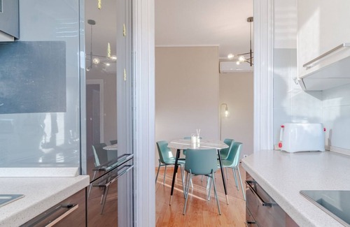 Vanchiglia Apartment | The Window Over the Mole - Stunning Apartment X4