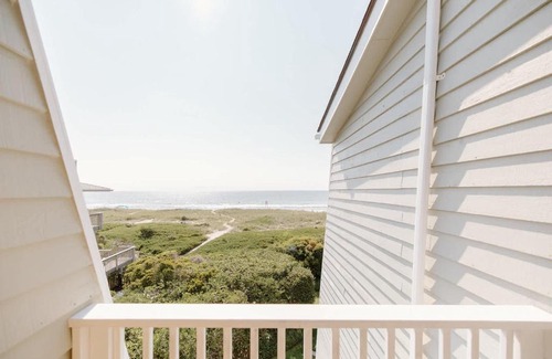 South End House | The Windseeker - An Oceanfront Retreat