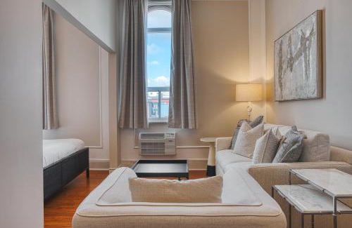 Stratford Hotel | The Windsor Hotel by Hoco Hotels Collection