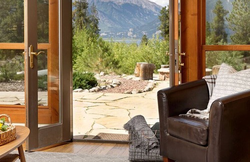 Twin Lakes House | The Wolf Den: Unforgettable Mt. Elbert + Twin Lakes Views on Quiet Acreage