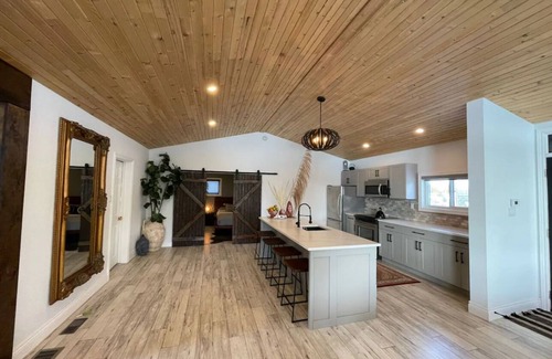 L'Amable Cottage | The Wolf’s Den 🐺🌙