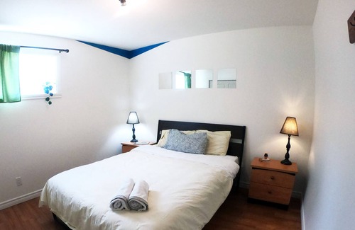 Arundel House | The Wombat Hut (18km de Tremblant town)