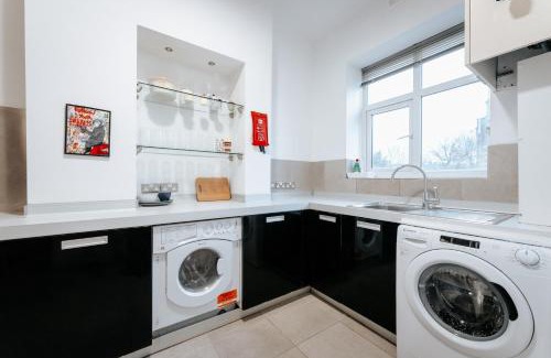 Wood Green House | The Wood Green Star Self Contained Studios
