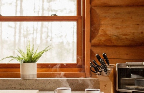 Severn Cabin | The Wood House- Scandinavian log cabin in Muskoka