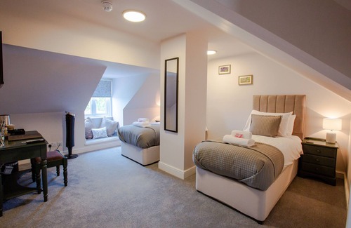 Woodfalls Hotel | The Woodfalls Inn