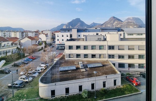 Quartier Chorier-Berriat Apartment | The Woodland at Grenoble 🌰 #CZ