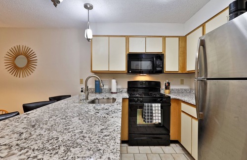 Killington Condo | The Woods Resort and Spa Killington: 2 BR/2 BA Renovated Condos w/Great Amenities V7