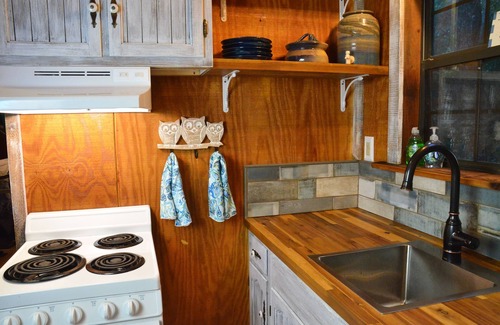 Reliance Cabin | The Woodsman Cabin at Starr Mountain Retreat