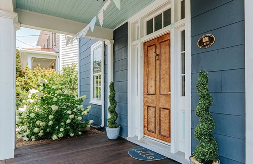 Staunton House | The Woodward: Renovated Historic Home Downtown