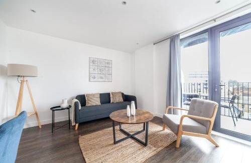 Latchmere Apartment | The Woolwich Apartment