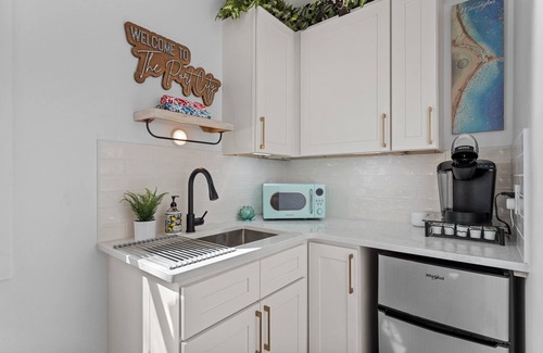 Wilmington Historic District House | The Yak Shack: Carriage House in Historic District - 4 blocks from Riverwalk