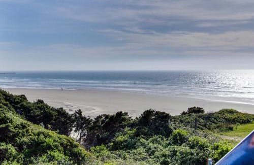 Newport House | The Yaquina House