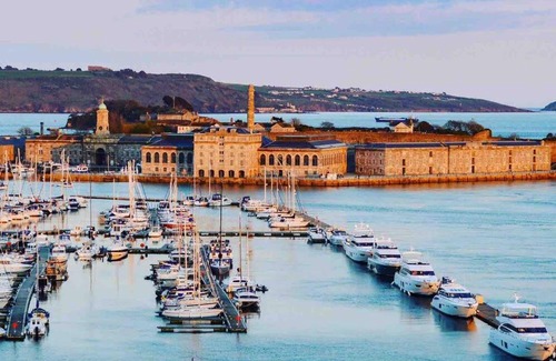 Plymouth Apartment | The Yard apartment - Royal William Yard Plymouth