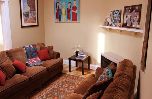 Katoomba House | The Yellow Door - Katoomba