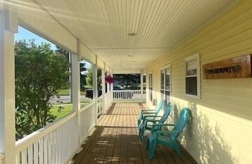 Ludington House | The Yellow House-Three bedroom within walking distance of Lake Michigan.