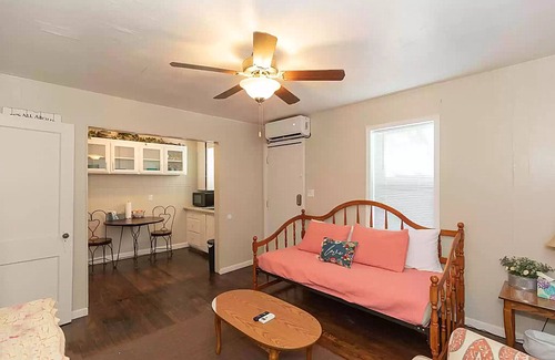 Amarillo Apartment | The Yellow Rose Apartment: Above garage apartment in cozy, quiet neighborhood