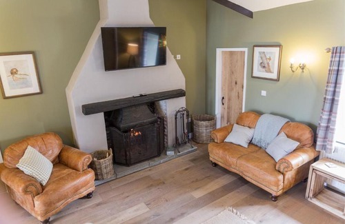 Garn Fadryn House | The Ynys Lodge
