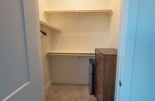 Berkley Condo | The Zen Den - A City Oasis perfect for solo or traveling couples