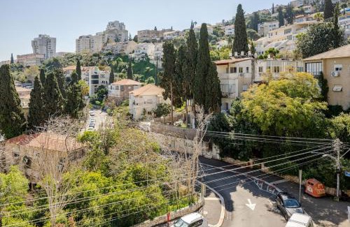 Haifa Apartment | The Zen Suite - Haifa peaceful place