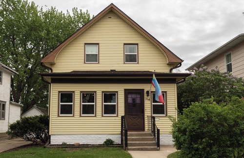 Sioux Falls House | The Ziggy - 4 bedroom house close to downtown