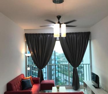 Sungai Buloh Apartment | The Zizz Homestay@Damansara Damai