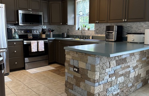 Fishersville House | The Zoe' Niyah a large cozy home located in the heart of the Shenandoah Valley.
