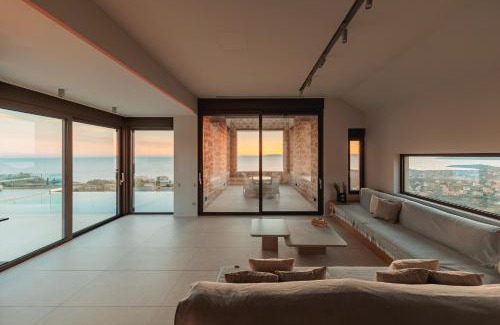 Lefktron Villa | Thea Marre