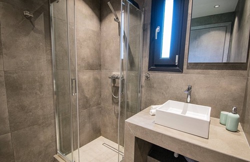 Nea Iraklia Apartment | TheaSea Luxury Suites- Studio 2