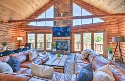 Valley Springs House | Theater and Scenic Views Valley Springs Cabin!