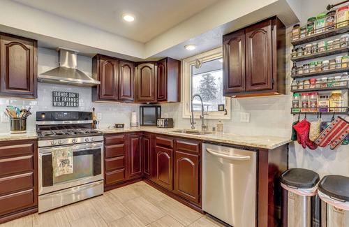 Old Seward - Oceanview House | Theater Room + Fire Pit: Anchorage Family Retreat