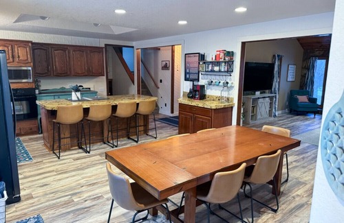 Spearfish House | Theater Room | Hot Tub | Arcades | Great Location!