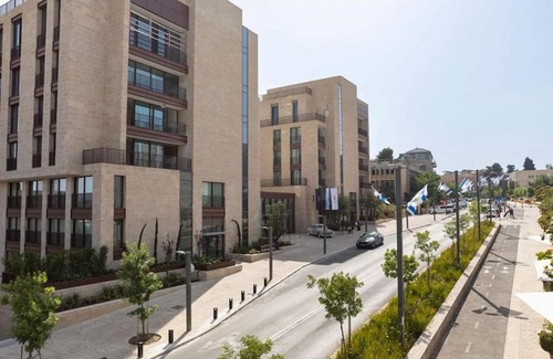 Mamilla Apartment | Theatron Executive Suites 9