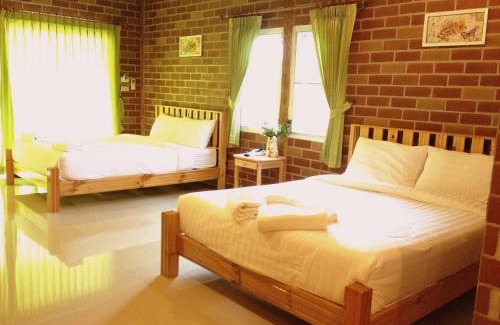 Suan Phueng Resort | Theerama Cottage