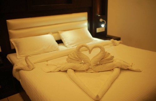 Thalassery Hotel | THEERTHA INTERNATIONAL
