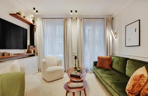 8th Arrondissement Apartment | TheLander - Champs Elysées Serviced Apartments