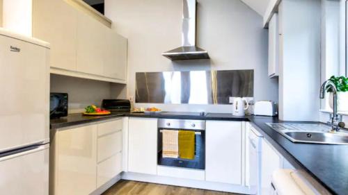 Troon House | TheLodge